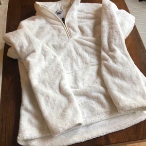 North Face women’s size small 1/4 zip pullover